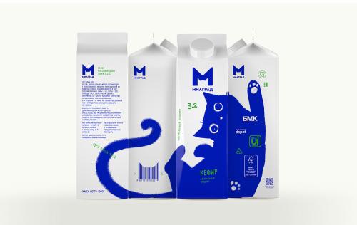 Cat on milk Vera Zvereva3.jpg